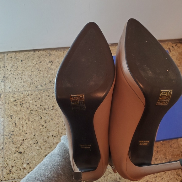 Grey Booties - Picture 4 of 4